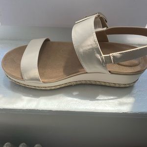 Giani Bernini Jerammie Wedge Sandals
